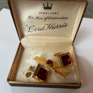 Vintage cuff links and tie clip